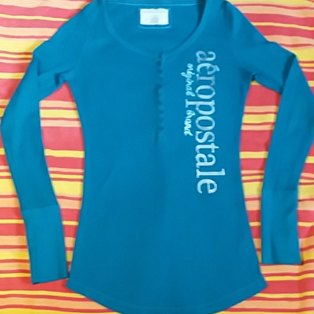 Juniors turquoise Aerpostale henley shirt